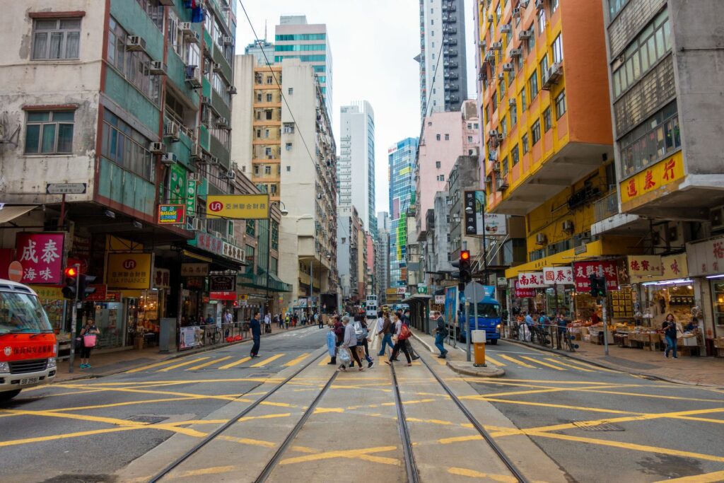 Mui Fong Street: The Seafood Street in Sai Ying Pun, Hong Kong – OWL ...