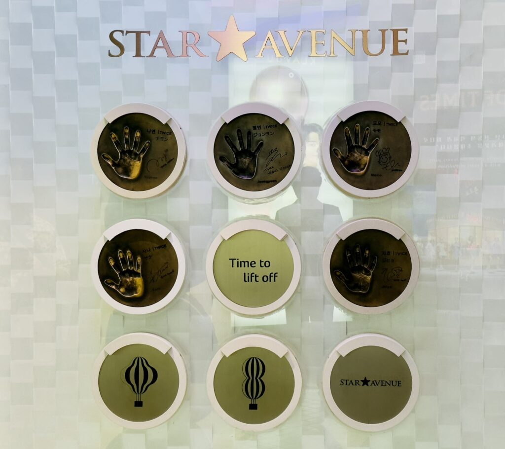 Seoul Myeongdong Lotte Department Store ‘star Avenue’ – Owl Magazine